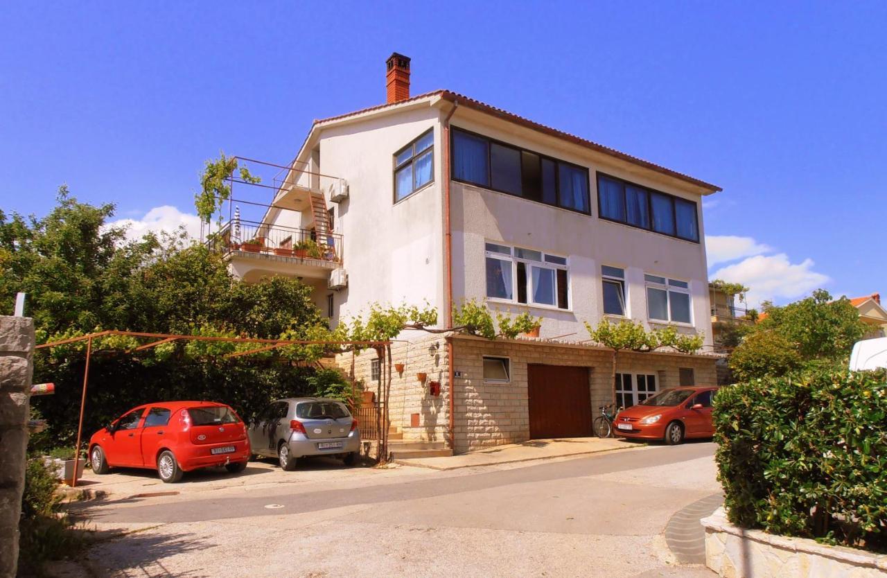 Apartments Bozica Krk Town Exteriör bild